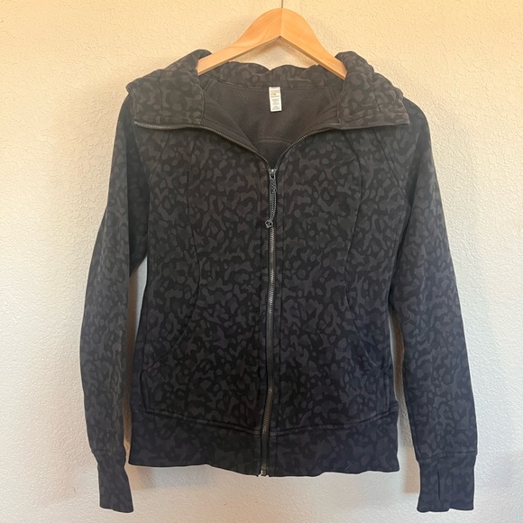 Lululemon Hooded Define Jacket - leopard print - Picture 2 of 11
